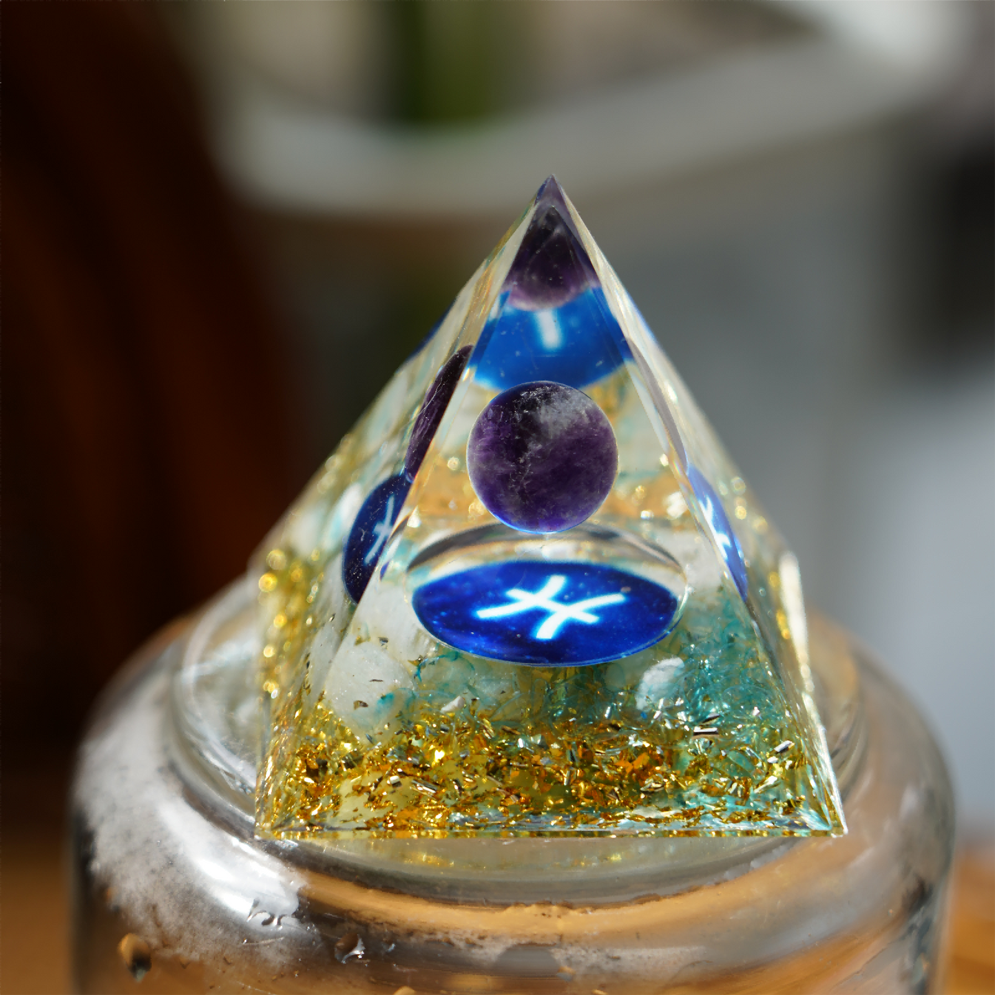 6cm Zodiac Orgone Resin Indused Crystal Chips Pyramid Free Form Bulk Wholesale