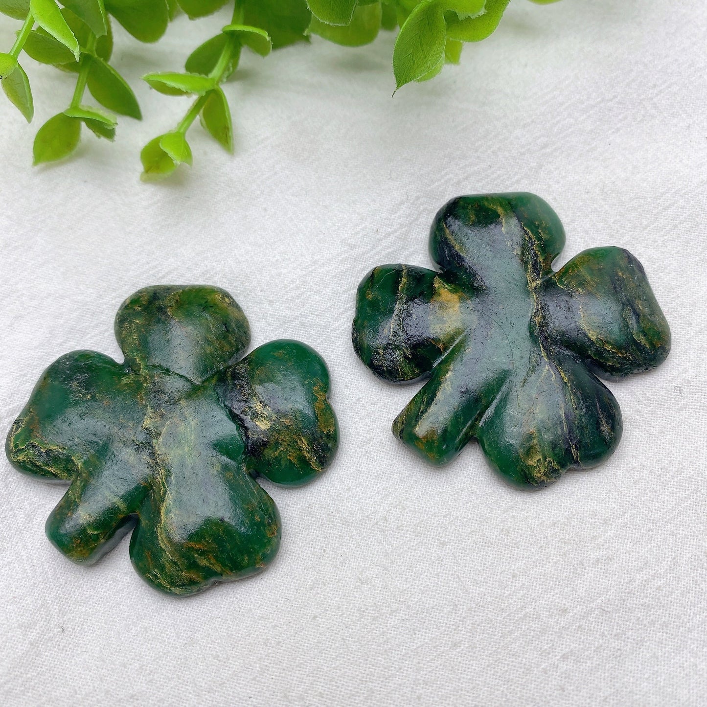 2.0" Emerald Jade Blood Stone Four-leaf Clovers