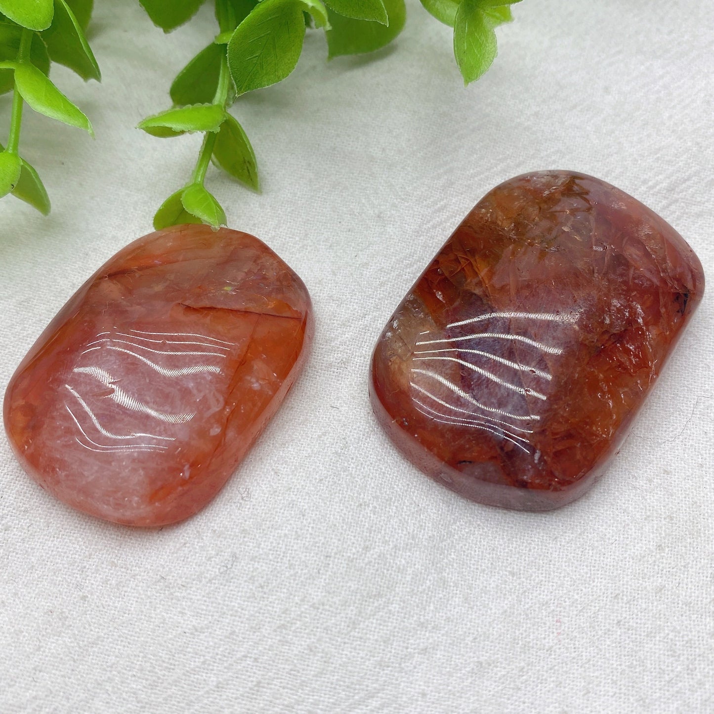 1.5"-2.3" Fire Quartz Palms Bulk Wholesale