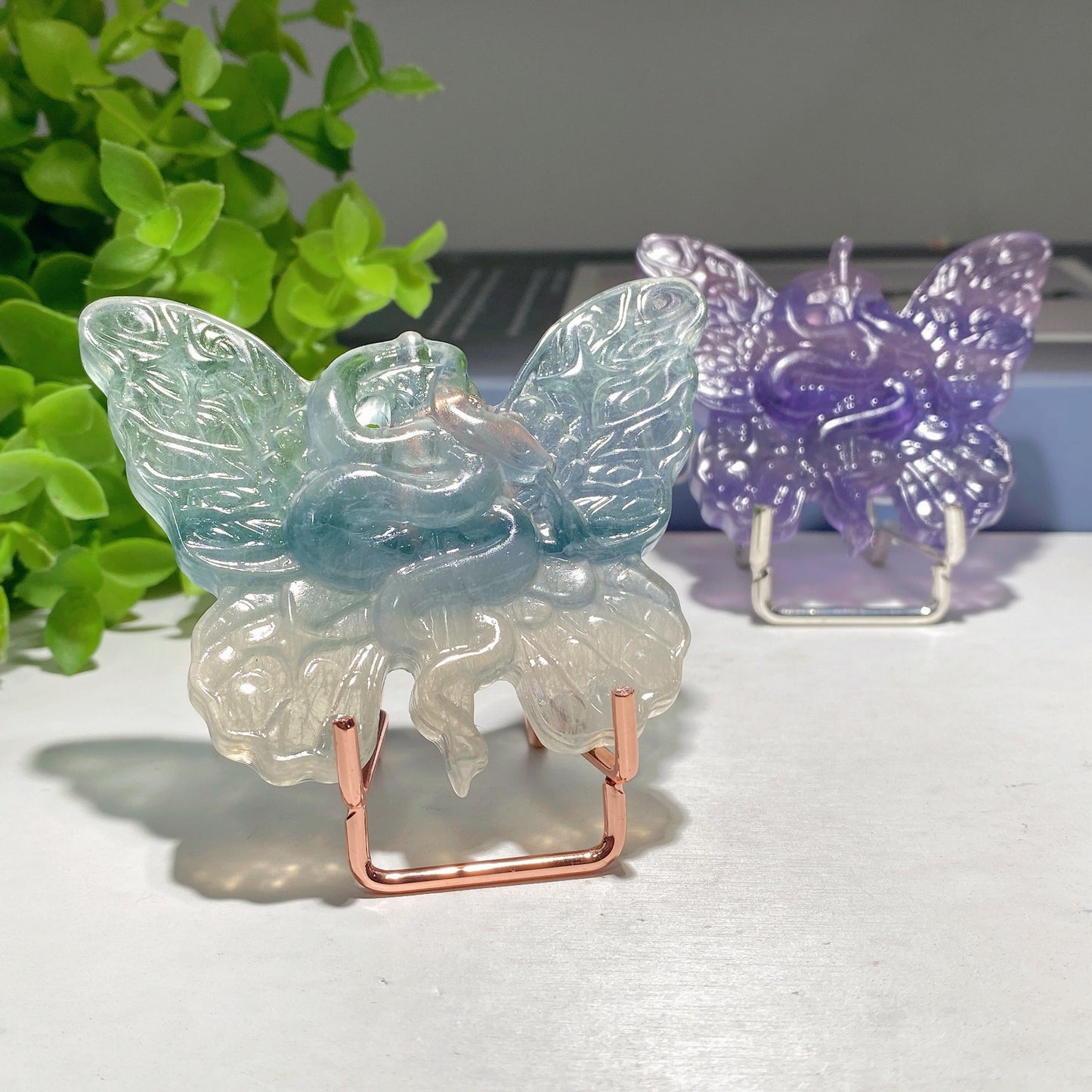 2.7"-3.0" Fluorite Butterfly Carvings Bulk Wholesale