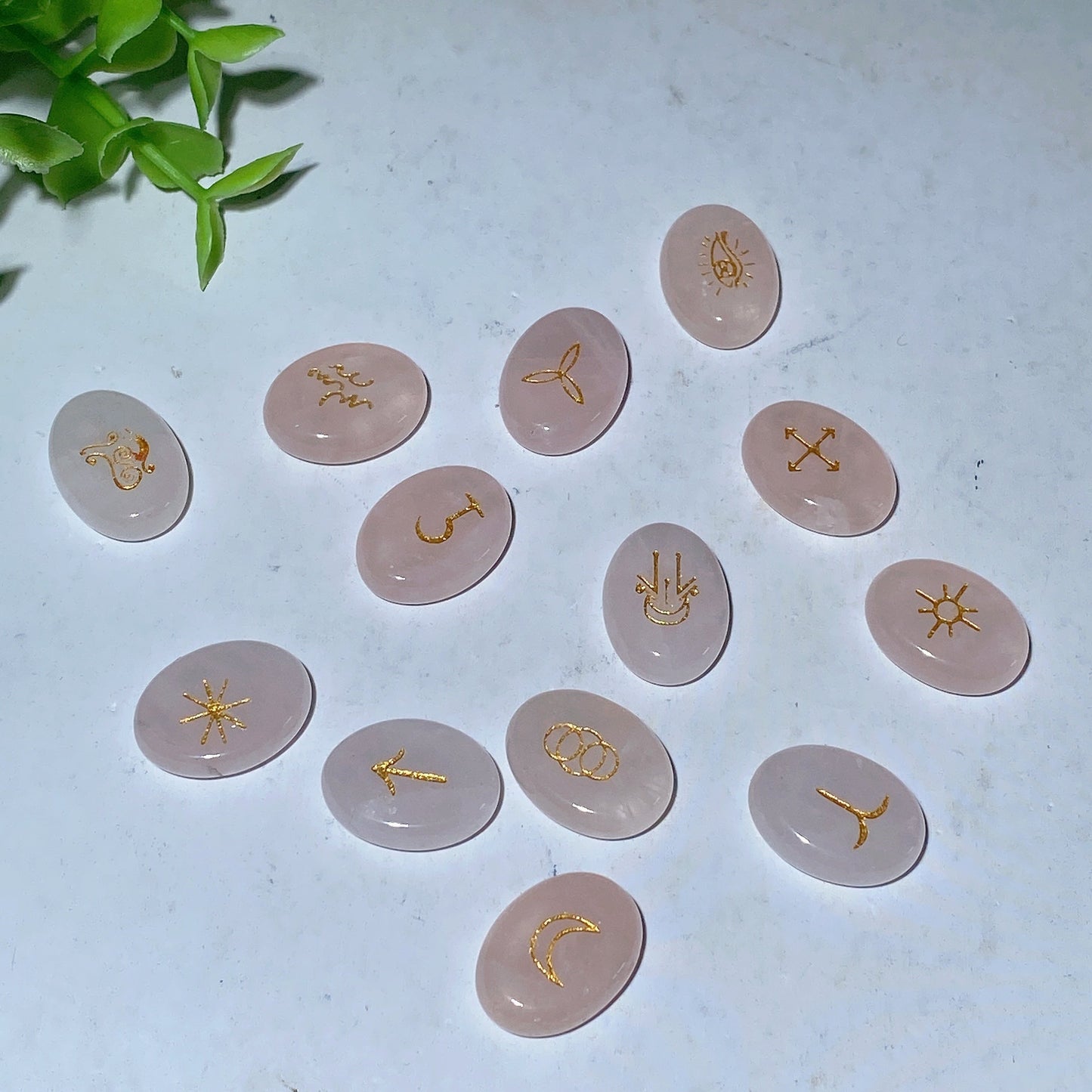 20mm Crystal Runes with Golden Printing Bulk Wholesale
